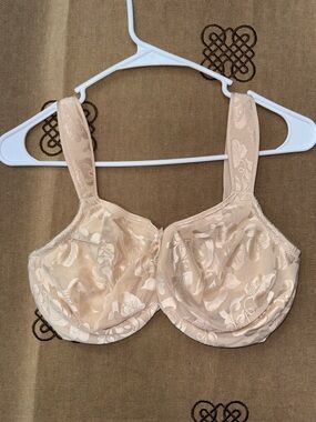 Wacoal Nude Floral Lace Underwire Bra size 34G